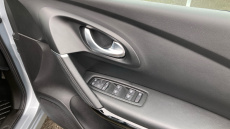 Renault Kadjar 1.5 Blue dCi Iconic 5dr EDC Diesel Hatchback